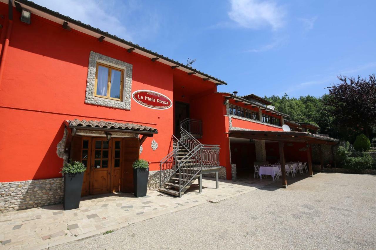 La Mela Rossa Terni Exterior photo